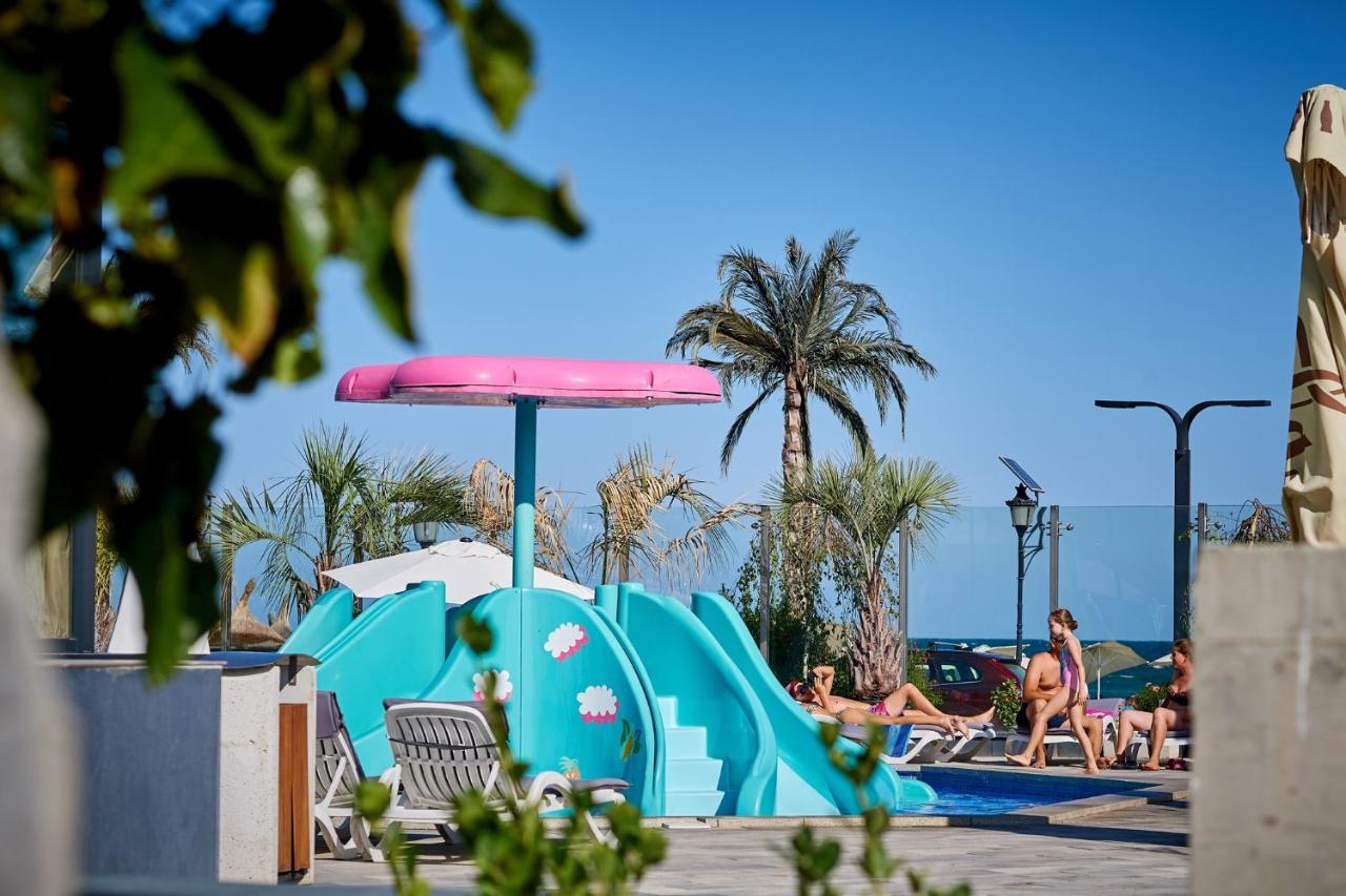 Olive Apartment In Spa N Pool Resort-Parking Mamaia Exterior photo